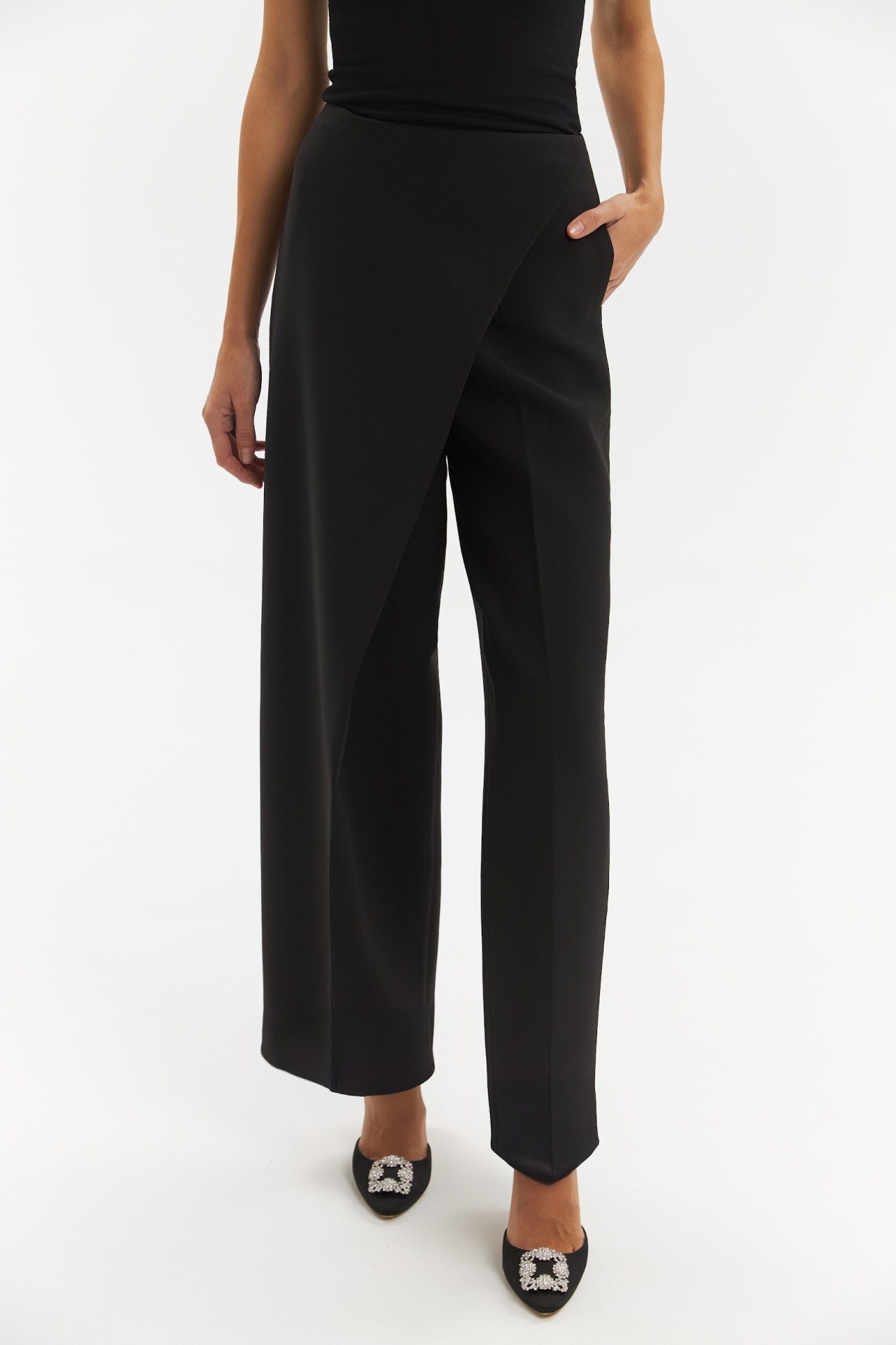 GALA PANTS IN BLACK